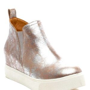 Silvie Pull On Sneakers in Taupe Metallic Leather